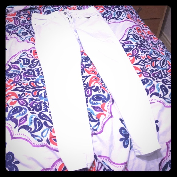 white jeans - Picture 1 of 2